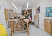Local comercial en venta con 96m² en Granada, en la zona de Barrio de San Antón, Plaza General Emilio Herrera foto