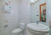 Local comercial en venta con 96m² en Granada, en la zona de Barrio de San Antón, Plaza General Emilio Herrera foto