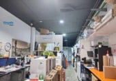 110m² warehouse for sale in Mataró, Carrer Joan Maragall photo