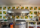 1486m² building for sale in Cáceres, Calle la Fuente photo