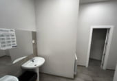 1800m² office for sale in San Andrés del Rabanedo, Calle Carbosillo photo