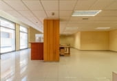 Local comercial en venta con 300m² en Figueras, Avinguda de Vilallonga foto