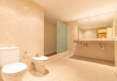 Local comercial en venta con 300m² en Figueras, Avinguda de Vilallonga foto