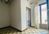 363m² building for sale in Figueras, Carrer de la Moreria photo