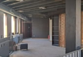 Local comercial en venta con 140m² en Figueras, Carrer de Tapis foto