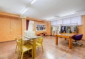 Oficinas en venta con 320m² en Figueras, Carrer Pení foto