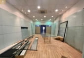 66m² locaux commerciaux pour vente à Utrera, Calle del Depósito photo
