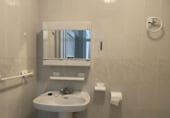 612m² building for sale in Casas-Ibáñez, Carretera Valencia photo