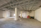 950m² commercial premises for sale in Algeciras, Calle Sáenz Laguna photo