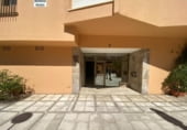 950m² commercial premises for sale in Algeciras, Calle Sáenz Laguna photo
