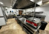 320m² commercial premises for sale in Oropesa del Mar, playa, zona playa morro de gos photo