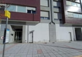 86m² commercial premises for sale in Ponferrada, Calle Joaquín Soler Serrano photo