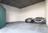 357m² warehouse for sale in Salteras, Calle Real photo
