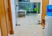 243m² offices for sale in Algeciras, avenida photo