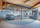 Local comercial Industrial en venta con 178m² en Camas, Camino del Monte foto