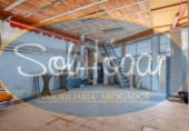 Local comercial Industrial en venta con 178m² en Camas, Camino del Monte foto