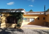 Restaurante en venta con 759m² en Lucena del Cid foto