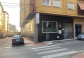 169m² commercial premises for sale in Vélez-Málaga, Calle Arroyo Hondo photo