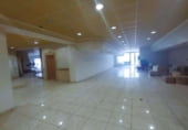Local comercial
en venda
amb 750m² a Valdepeñas, Calle Real foto