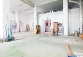 211m² commercial premises for sale in Zaragoza, Vía Ramón Pignatelli photo