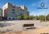 143m² commercial premises for sale in Granada, in the area of Campus, Avenida Ilustración photo