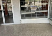 Local comercial en venta con 188m² en Tarrasa, Carrer de Pardo Bazán foto