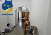 Edificio en venta con 319m² en Santa Lucía de Tirajana, Calle Escorial foto