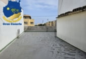 Edificio en venta con 319m² en Santa Lucía de Tirajana, Calle Escorial foto