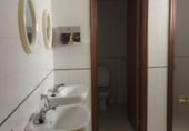208m² office for sale in Palencia, Calle Colón photo