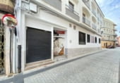 309m² commercial premises for sale in Miajadas, Avenida de Trujillo photo