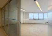 176m² office for sale in Lérida, Carrer Lluís Companys photo