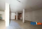 288m² commercial premises for sale in Lérida, Carrer de l'Almodí Vell photo