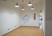 137m² commercial premises for sale in Cáceres, in the area of Kings Huertas, Plaza de los Conquistadores photo