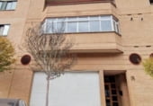 200m² commercial premises for sale in Barañain, Calle Lur Gorri photo