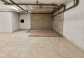200m² commercial premises for sale in Barañain, Calle Lur Gorri photo