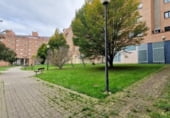 200m² commercial premises for sale in Barañain, Calle Lur Gorri photo