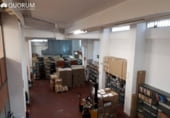 Local comercial en venta con 460m² en Bilbao, en la zona de San Pedro de Deusto, Calle Blas de Otero foto
