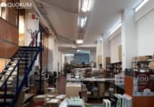 Local comercial en venta con 460m² en Bilbao, en la zona de San Pedro de Deusto, Calle Blas de Otero foto