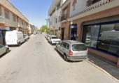 114m² commercial premises for sale in Atarfe, Calle Olivares photo