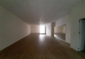 140m² commercial premises for sale in Malpartida de Cáceres, Calle Pajares photo