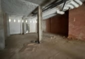 200m² commercial premises for sale in Zaragoza, Calle Maestre Racional photo