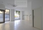Local comercial en venta con 86m² en Irún, Calle Fermín Calbetón foto