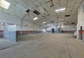 639m² warehouse for sale in Seville, in the area of Old Airport, Calle Laton Polig. Ind. Calonge photo