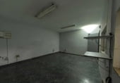 639m² warehouse for sale in Seville, in the area of Old Airport, Calle Laton Polig. Ind. Calonge photo
