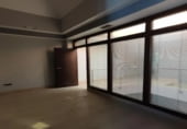 311m² bureaux pour vente à Dos Hermanas, Calle El Ejido photo