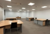 Oficina en alquiler con 214m² en Esplugues de Llobregat foto