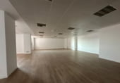 Oficina
en lloguer
amb 214m² a Esplugues de Llobregat foto