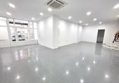 232m² locaux commerciaux pour location à La Roda photo