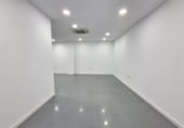 232m² locaux commerciaux pour location à La Roda photo