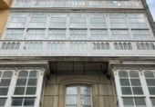 Edificio en venta con 680m² en Ferrol foto